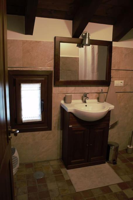 La Casa 44, Con Spa Opcional Sariego Ngoại thất bức ảnh